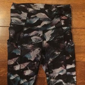 NWOT lululemon fast & free multicolored leggings!